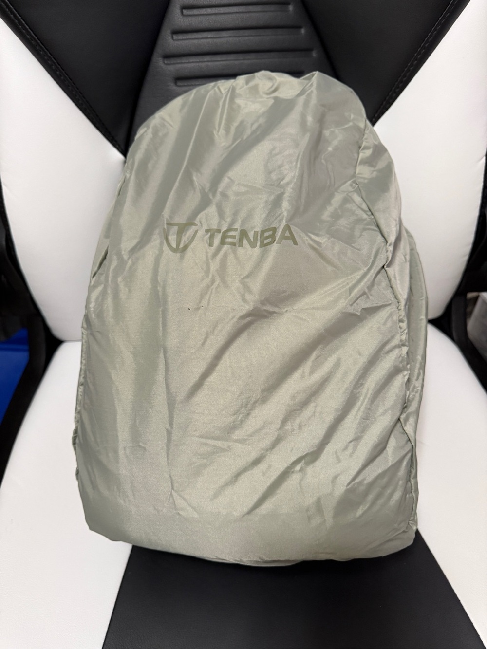 Women's Tenba Discovery Photo Daypack in Light Sage - Picture 14 of 14
